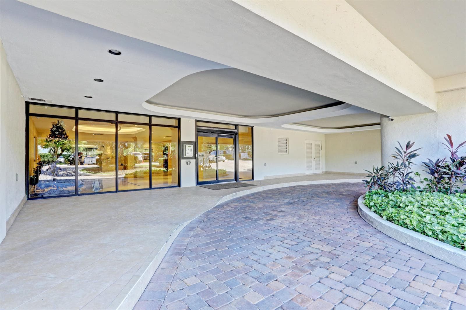 3440 S Ocean Boulevard S 401 photo 4
