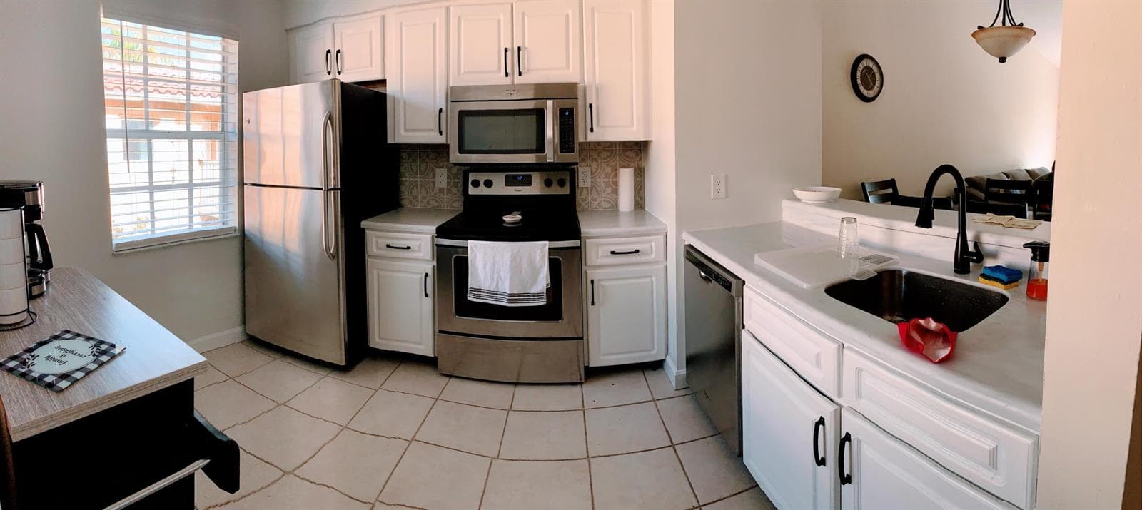1140 Lake Shore Drive 203 photo 4