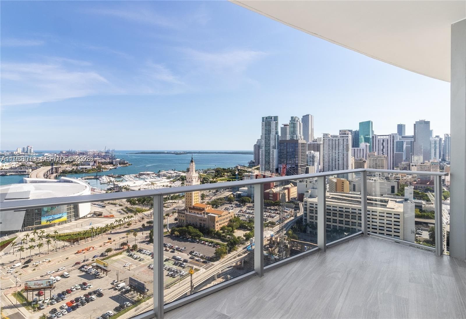 851 1st Ave 4007 photo 25