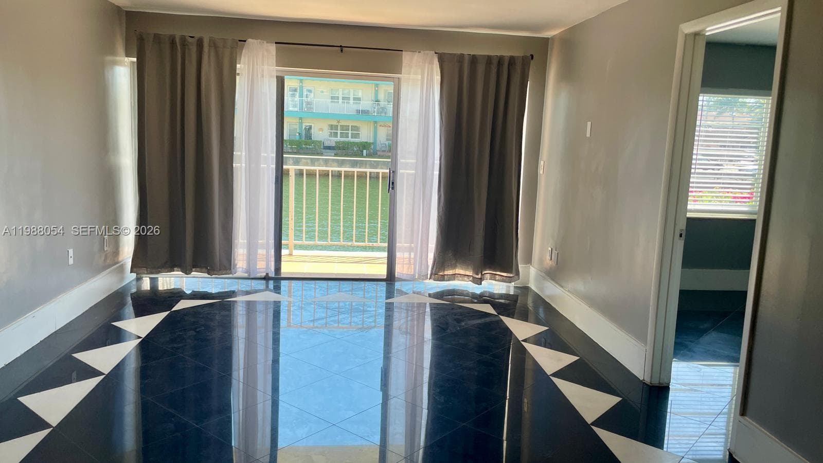 3944 167th St 106 photo 12