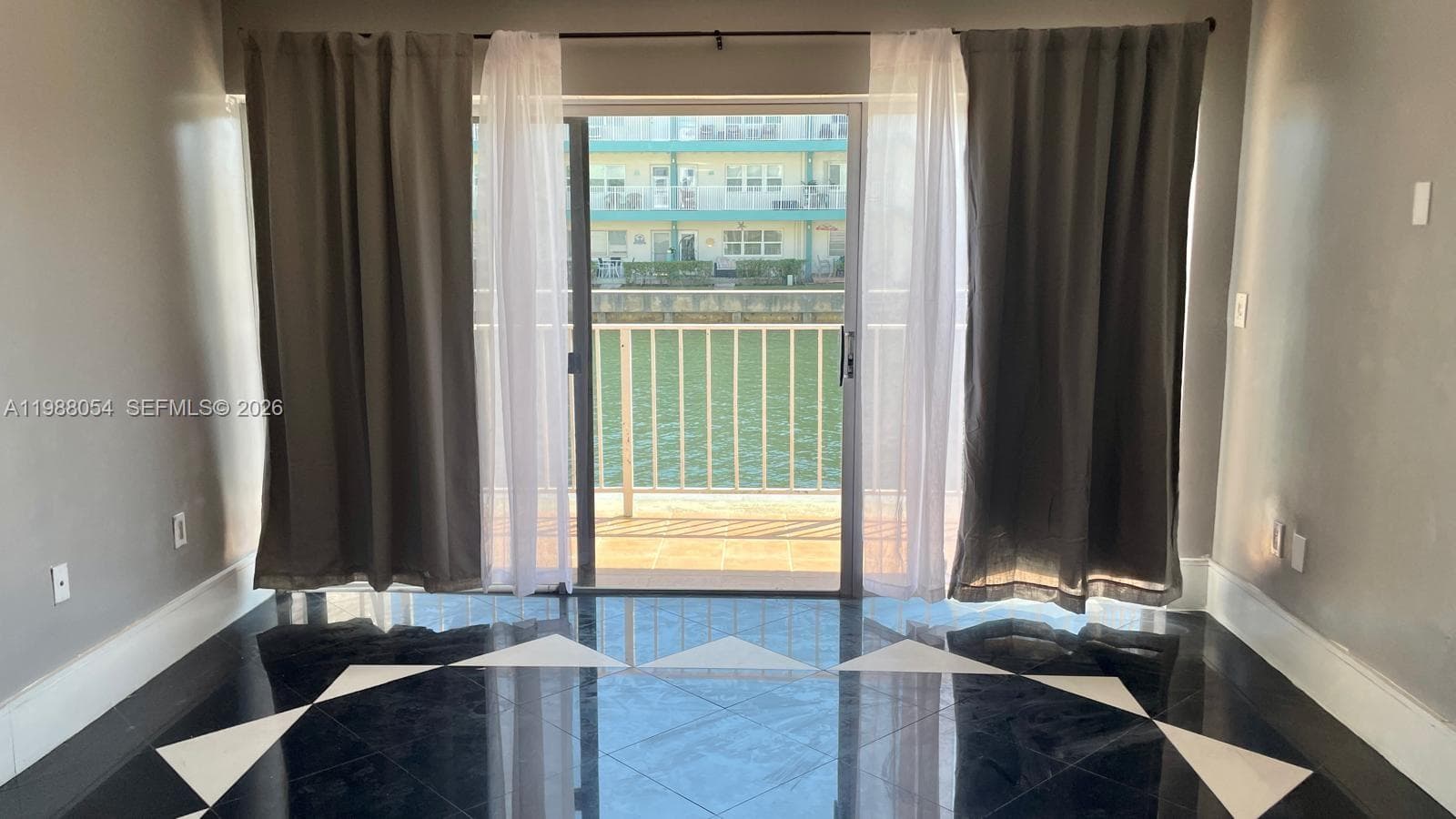 3944 167th St 106 photo 7