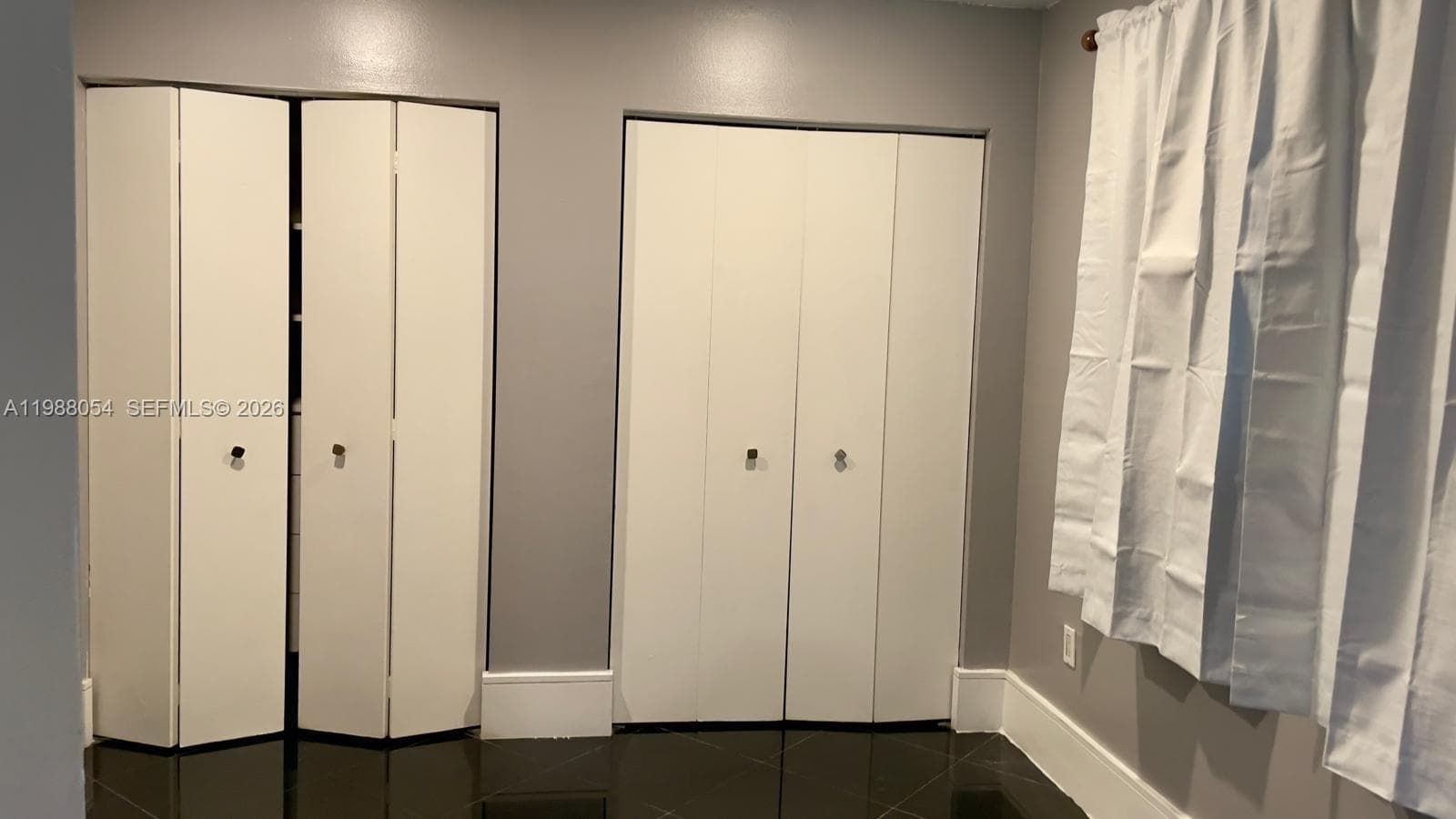 3944 167th St 106 photo 9