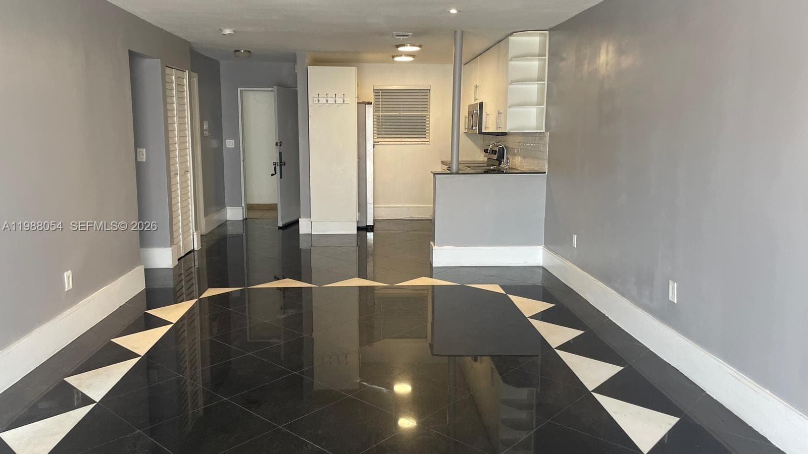 3944 167th St 106 photo 8