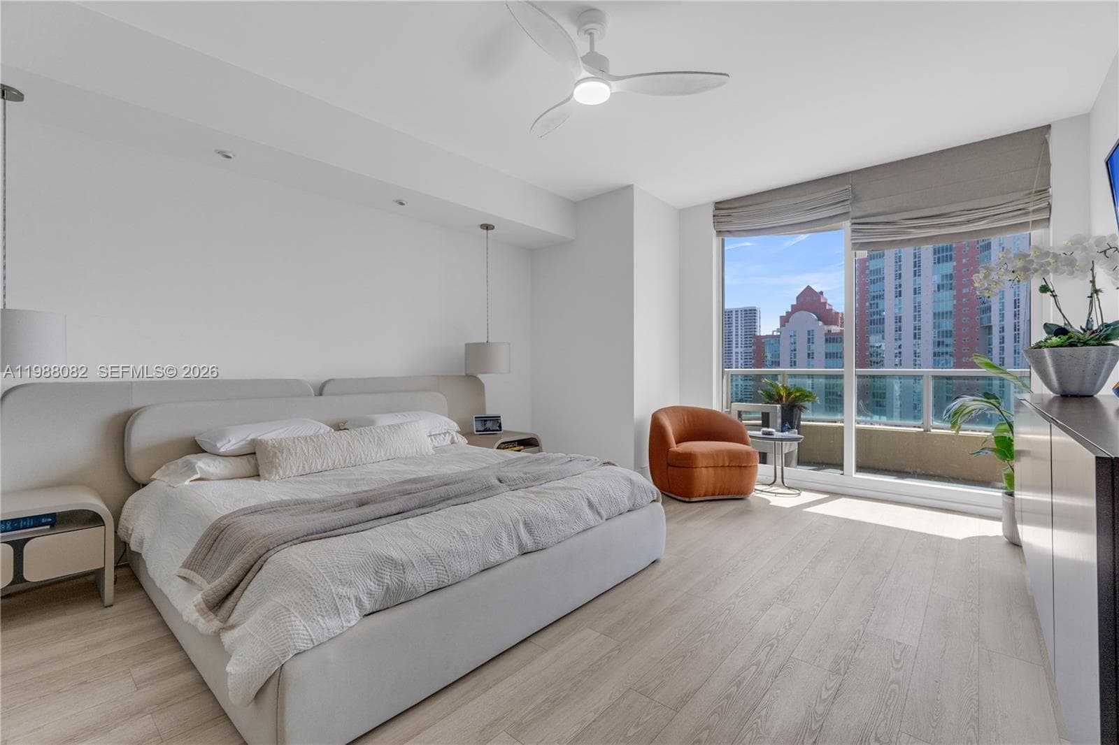 3340 190th St 1305 photo 13