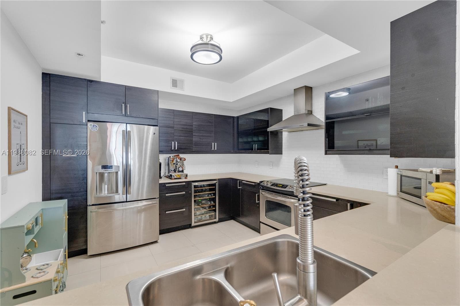 3340 190th St 1305 photo 5