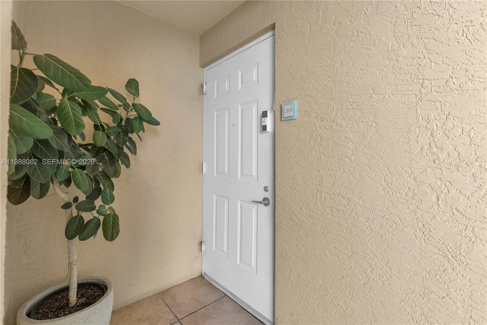 3340 190th St 1305 photo 25