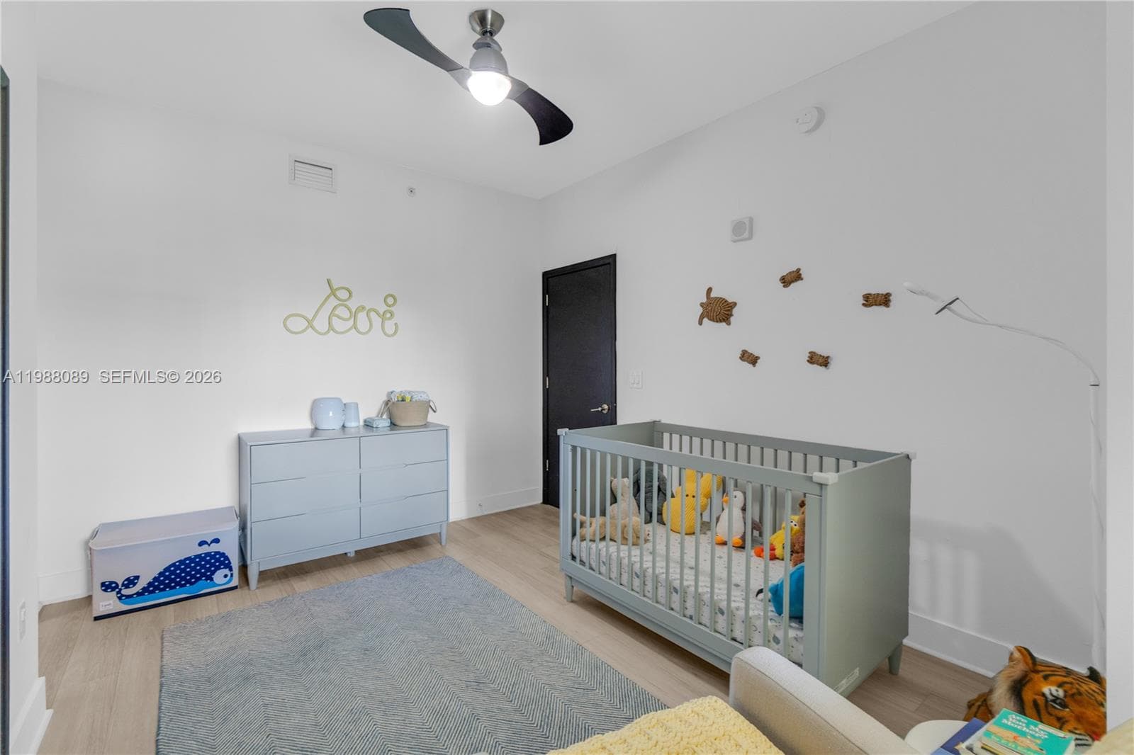 3340 190th St 1305 photo 15