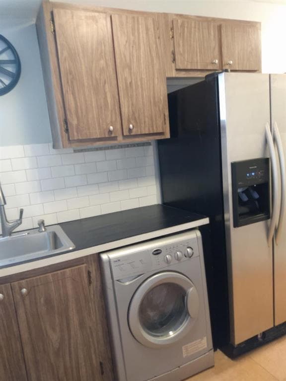 8001 Crespi Boulevard 5c photo 3