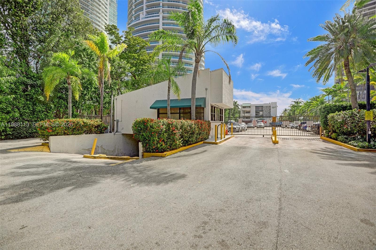 2201 Brickell Ave 97 photo 16