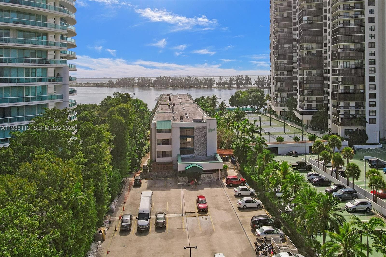 2201 Brickell Ave 97 photo 4