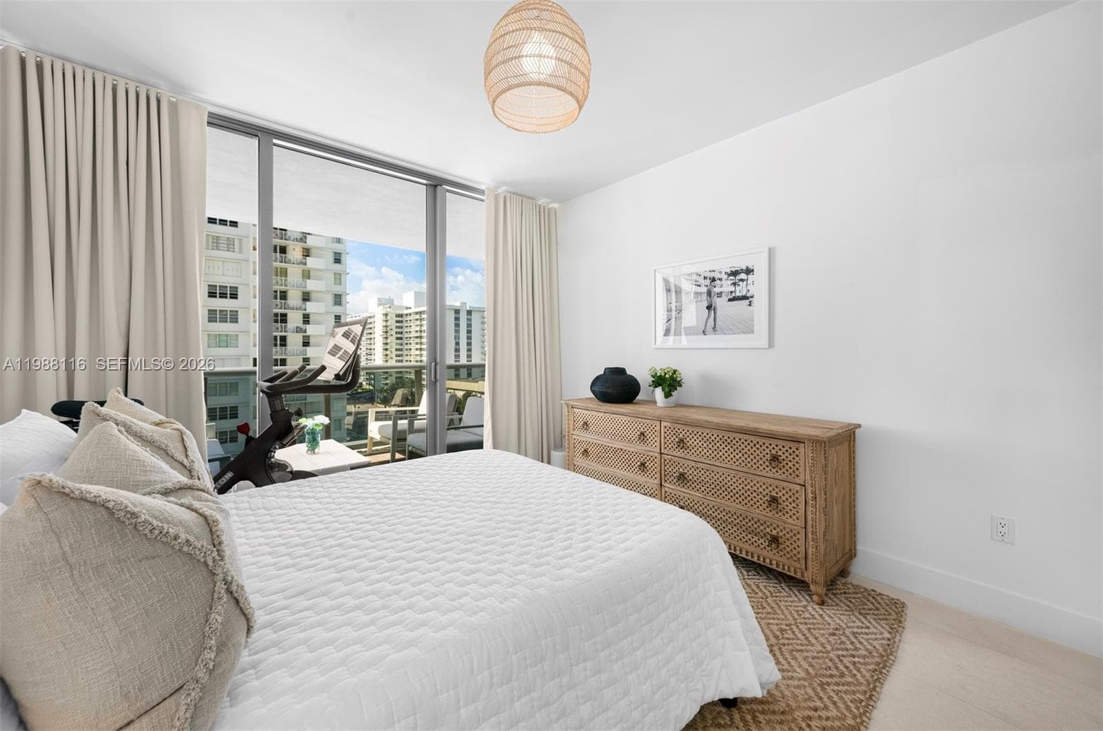 5875 Collins Ave 906 photo 15