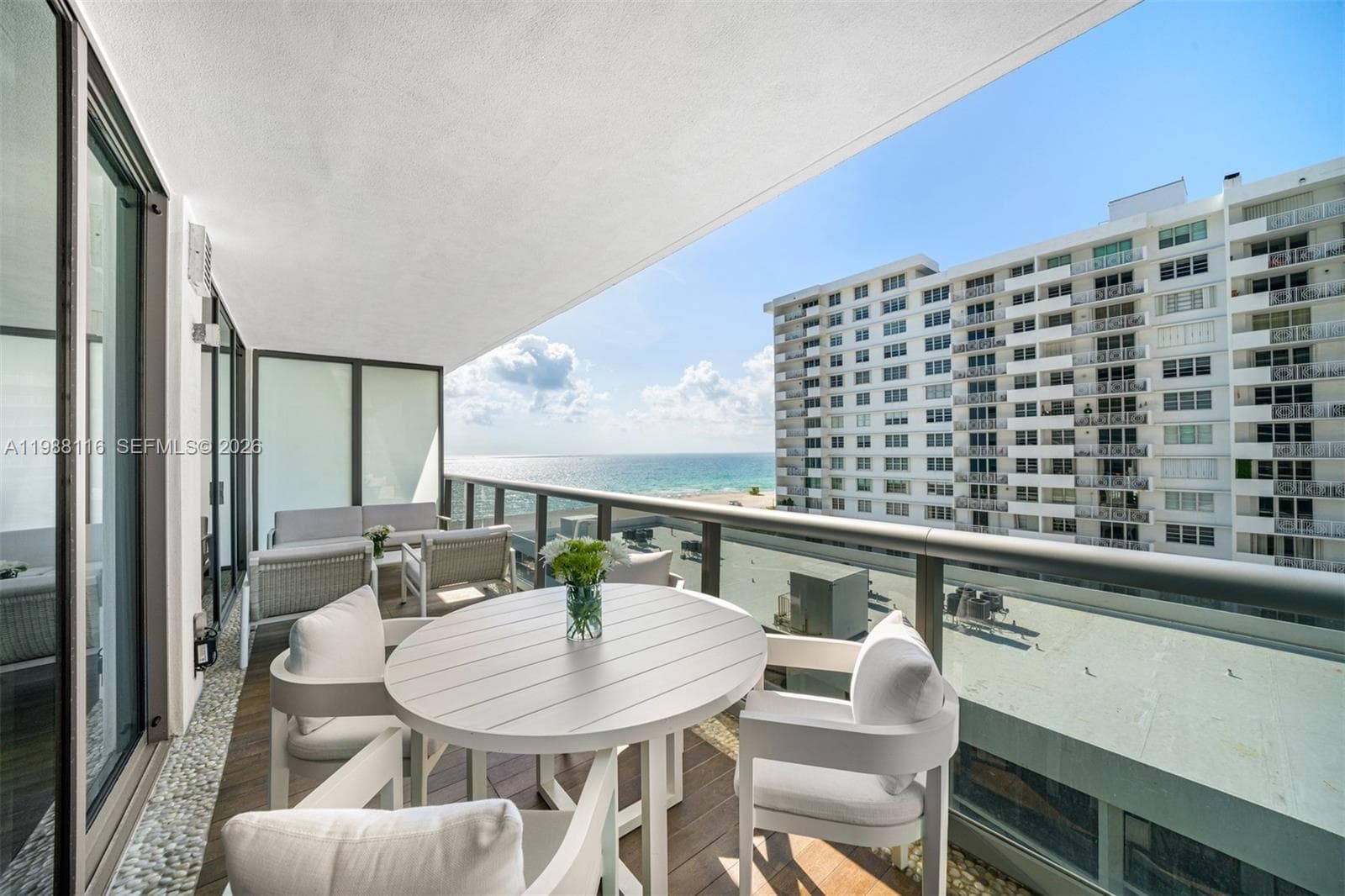 5875 Collins Ave 906 photo 11