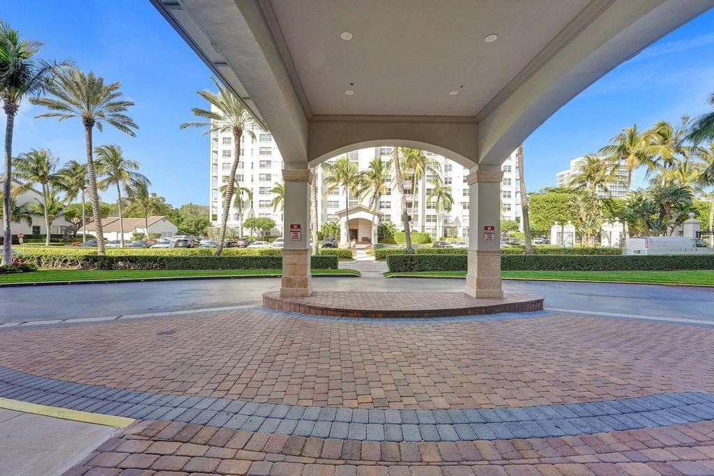 3606 S Ocean Boulevard 603 photo 9