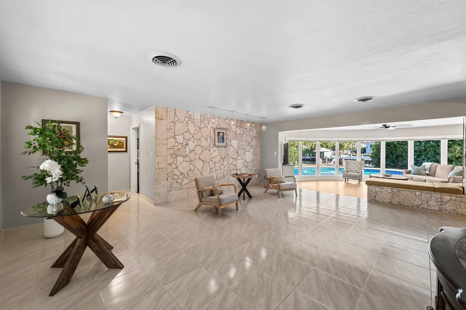 910 Banyan Drive photo 21