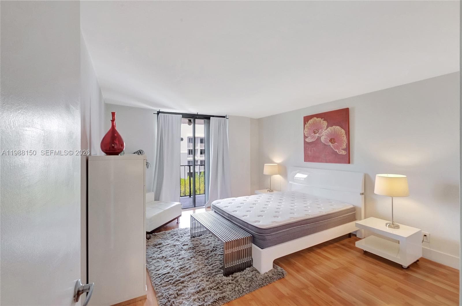 2625 Collins Ave 418 photo 23