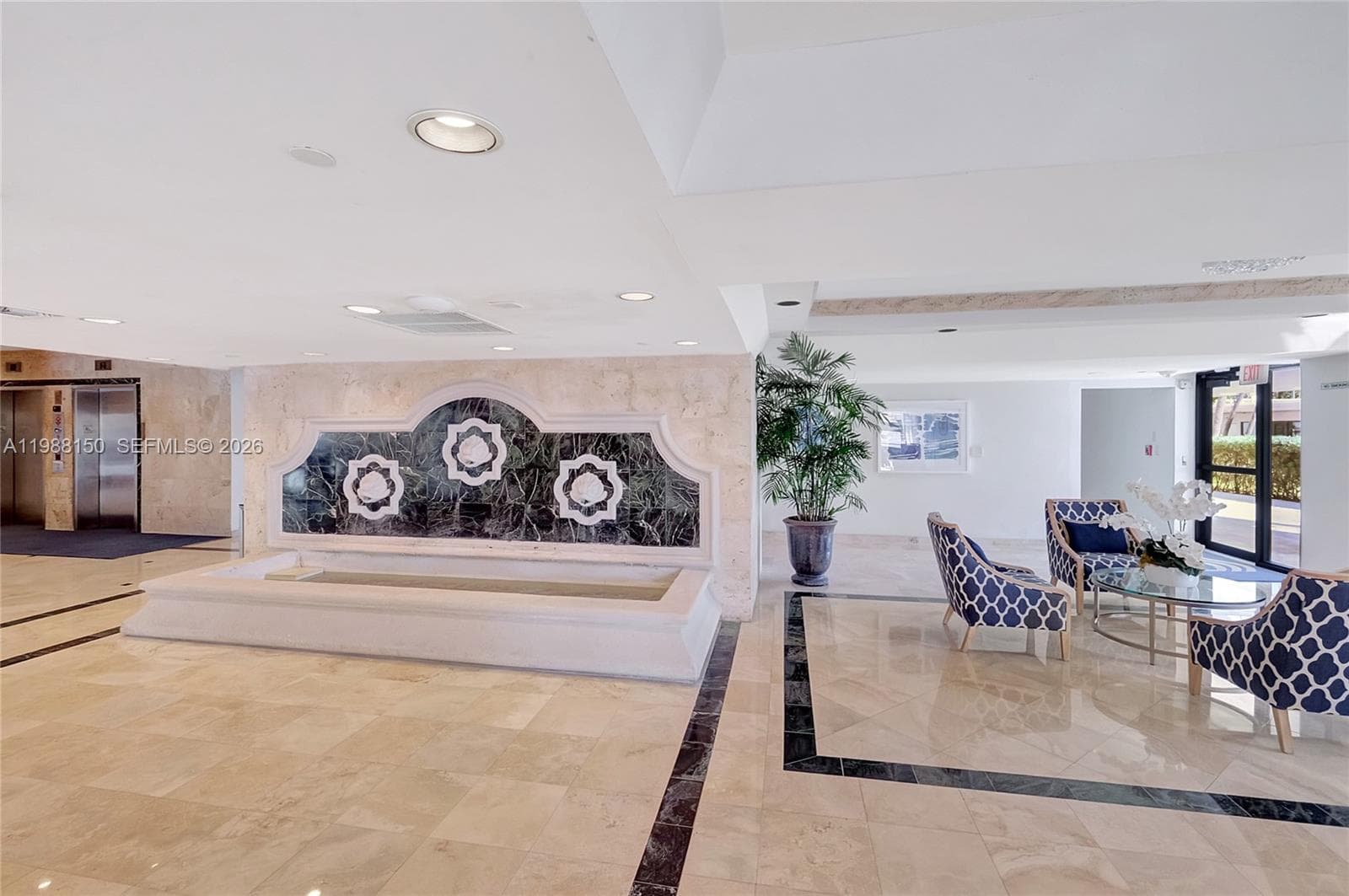 2625 Collins Ave 418 photo 10