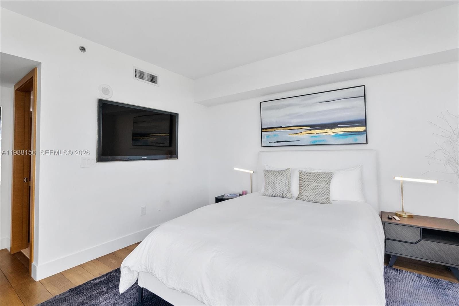 1000 Pointe Dr 705 photo 18
