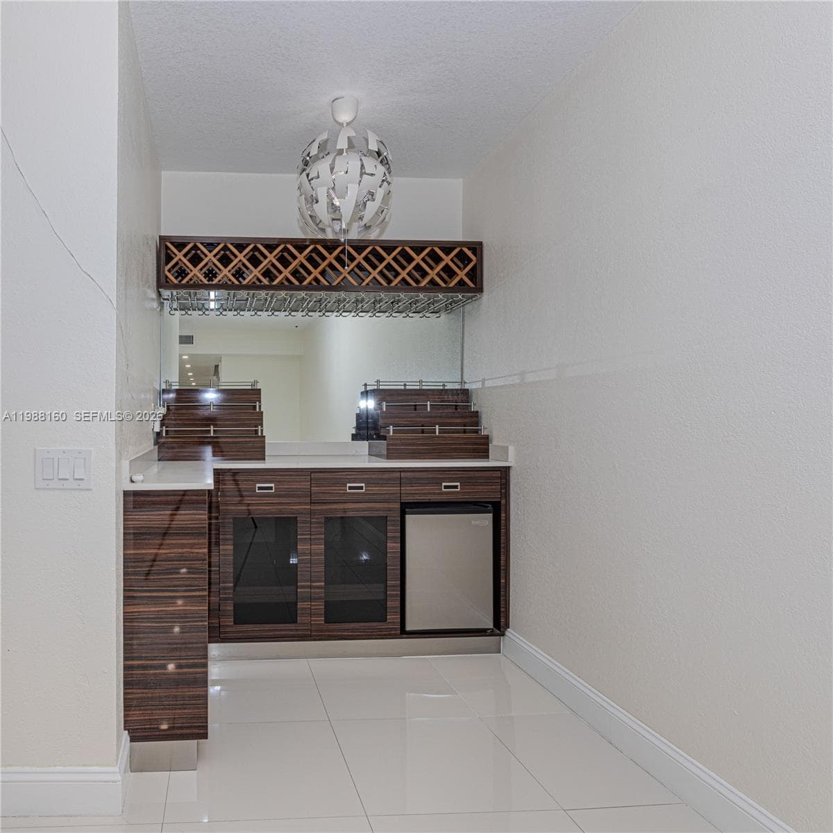 231 Poinciana Dr 401 photo 16