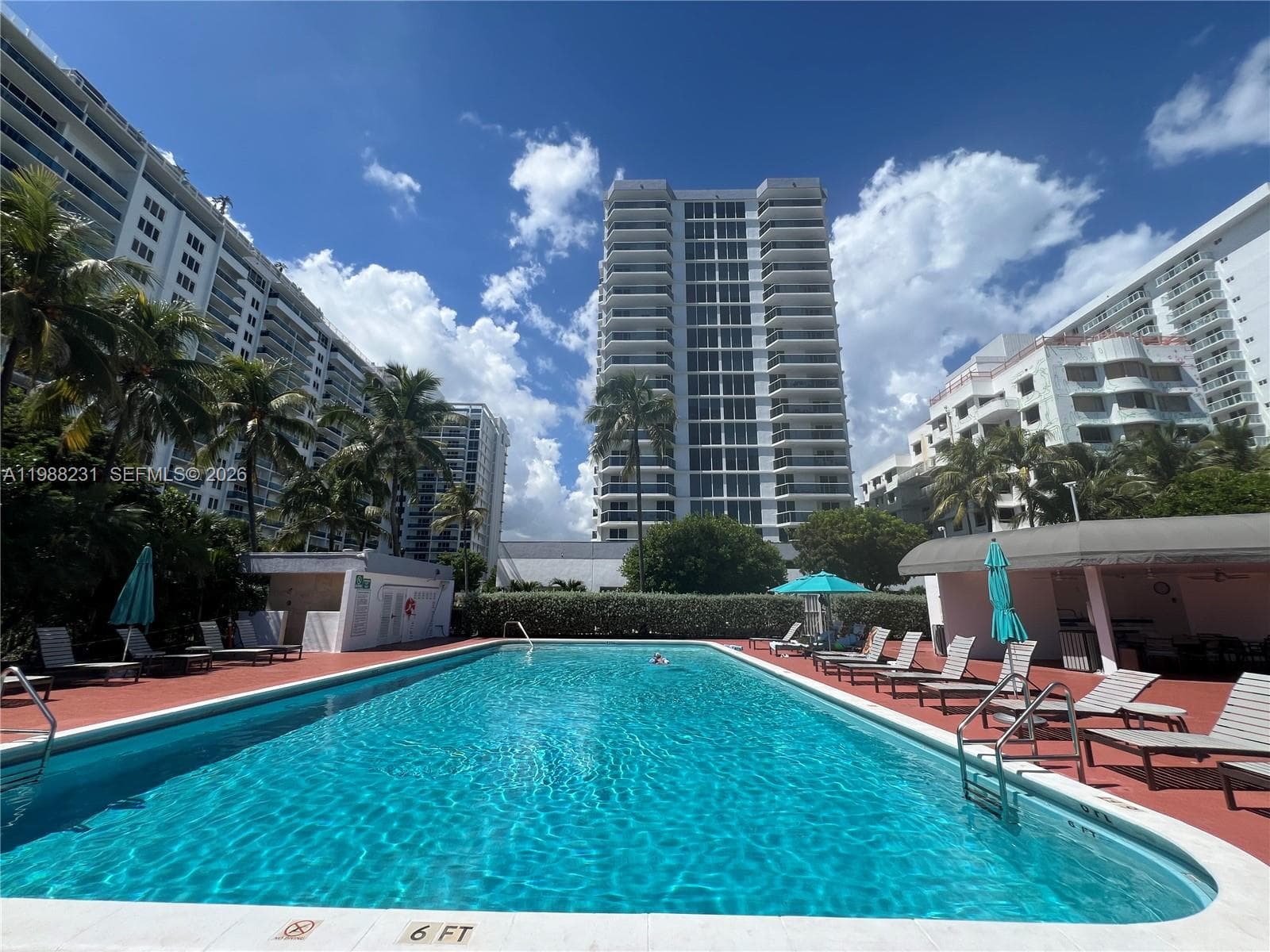 2401 Collins Ave 803 photo 1
