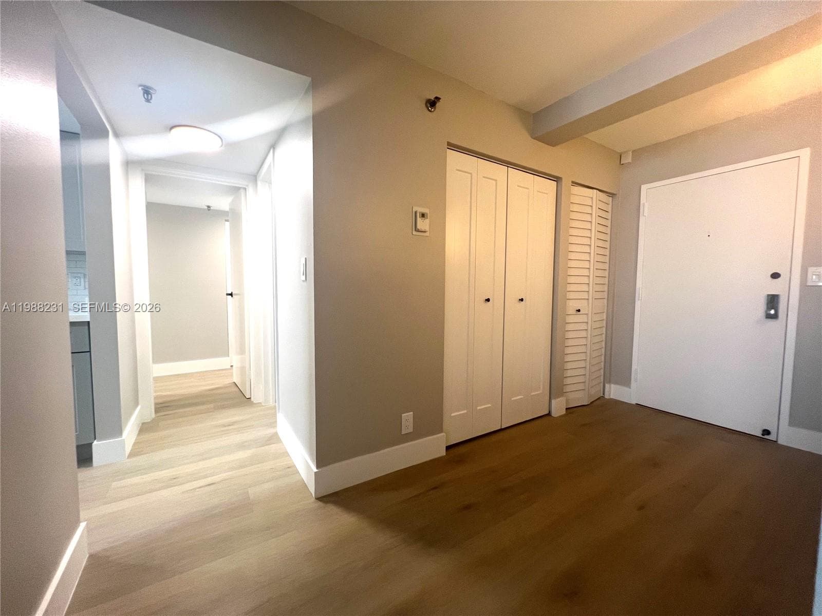 2401 Collins Ave 803 photo 19