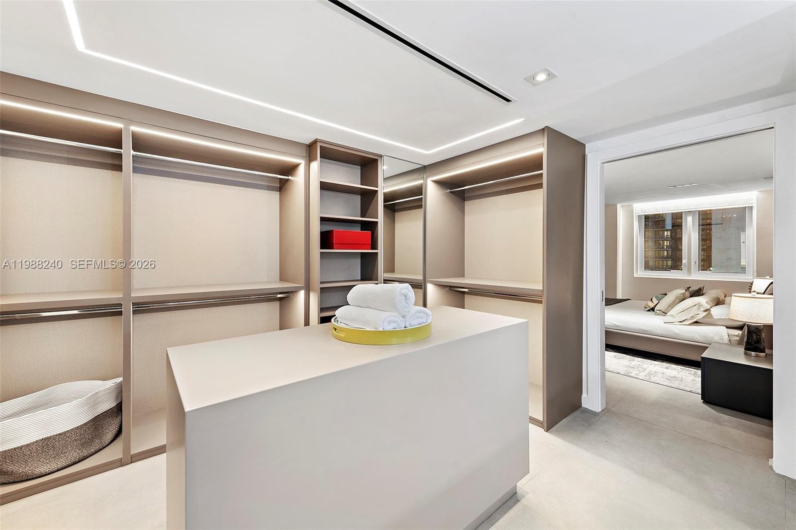 2301 Collins Ave 1004 photo 6