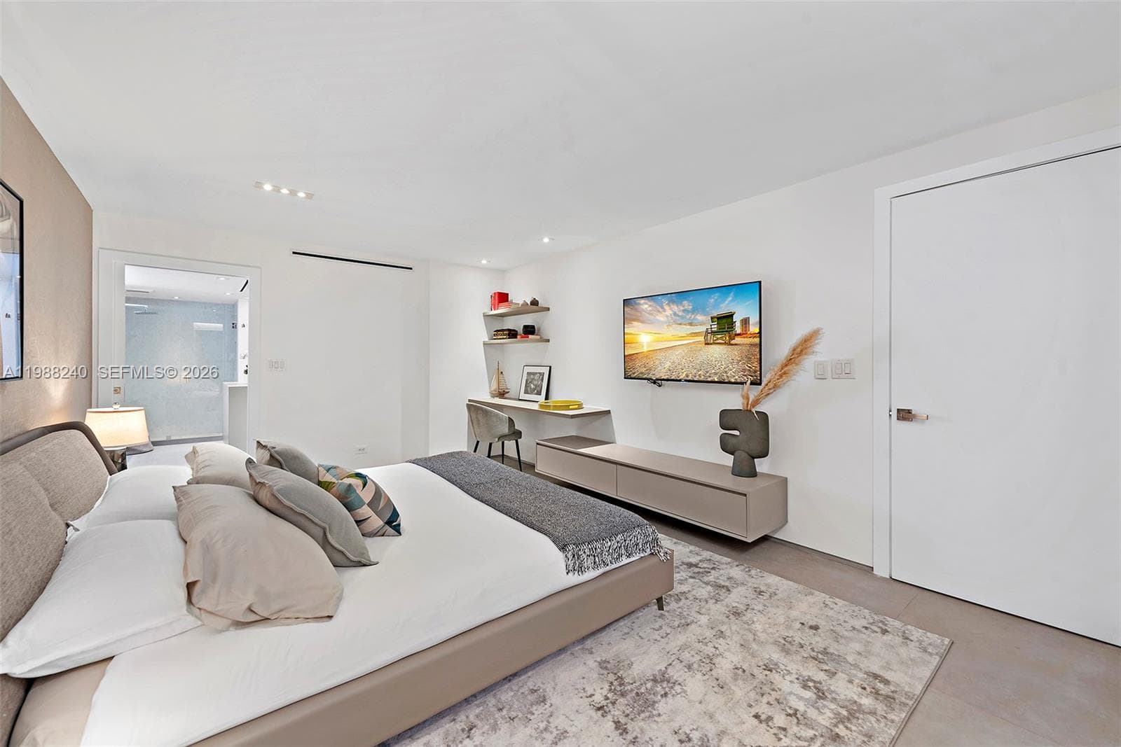 2301 Collins Ave 1004 photo 12