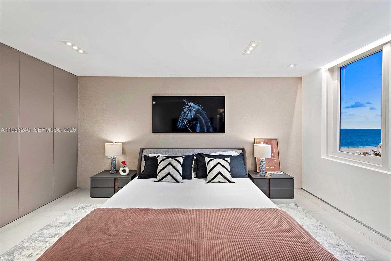 2301 Collins Ave 1004 photo 24