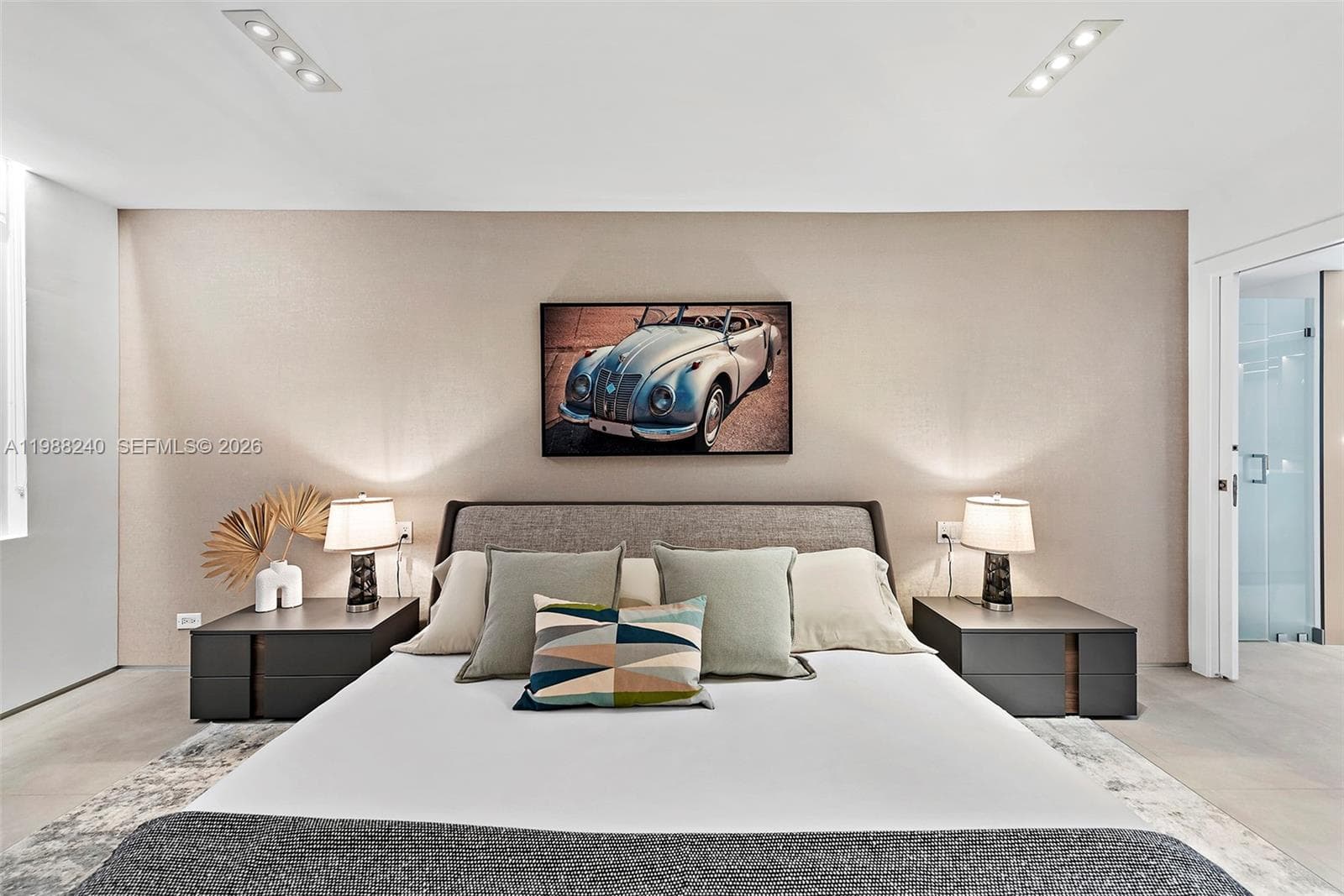 2301 Collins Ave 1004 photo 10