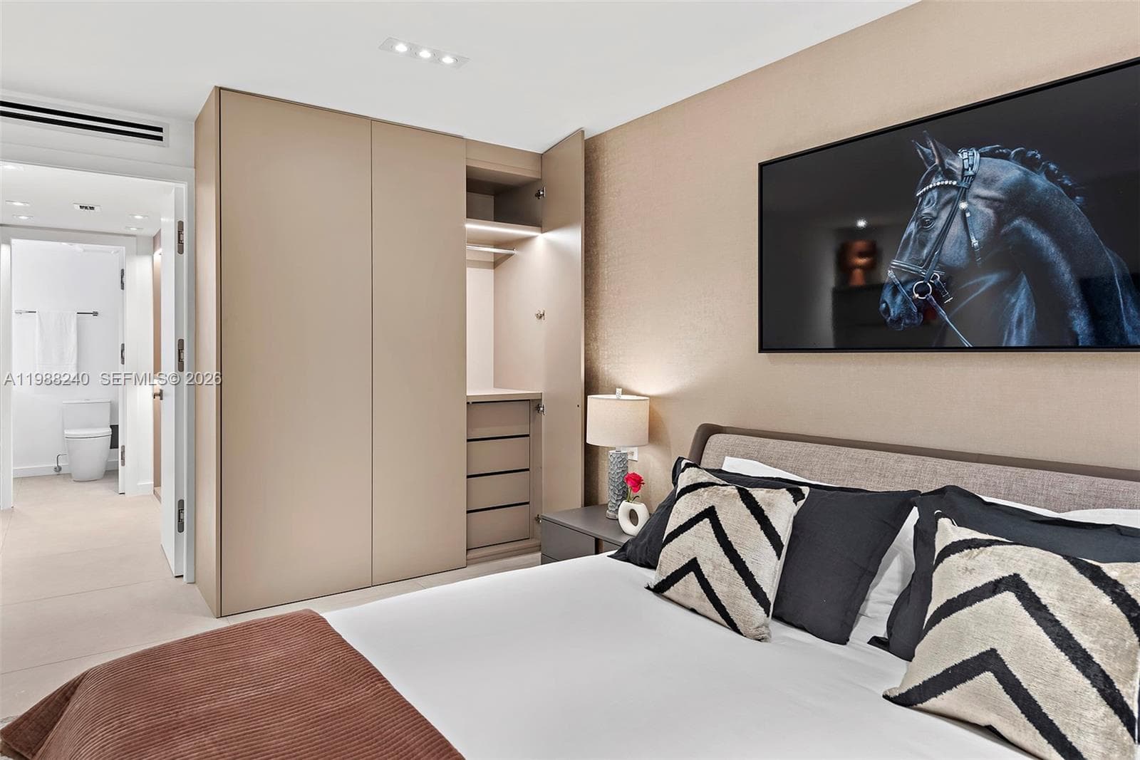 2301 Collins Ave 1004 photo 15