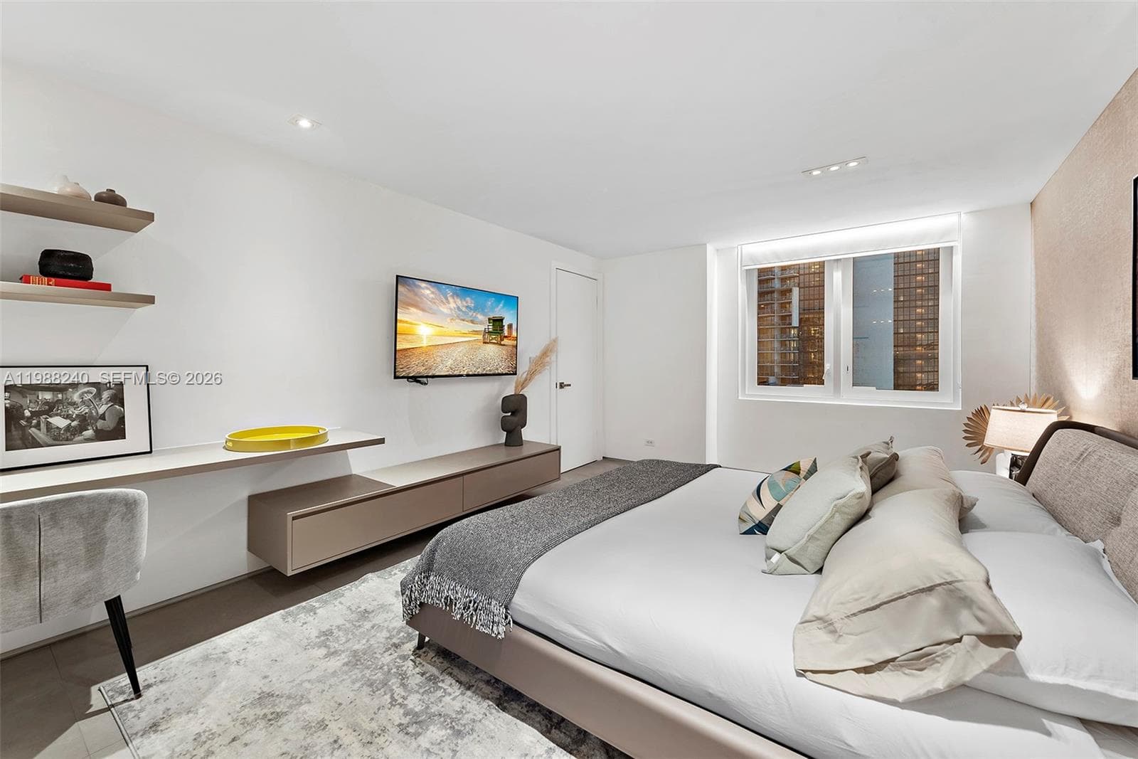 2301 Collins Ave 1004 photo 8