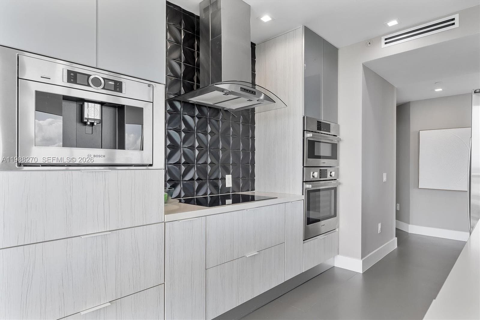 6365 Collins Ave 4307 photo 9