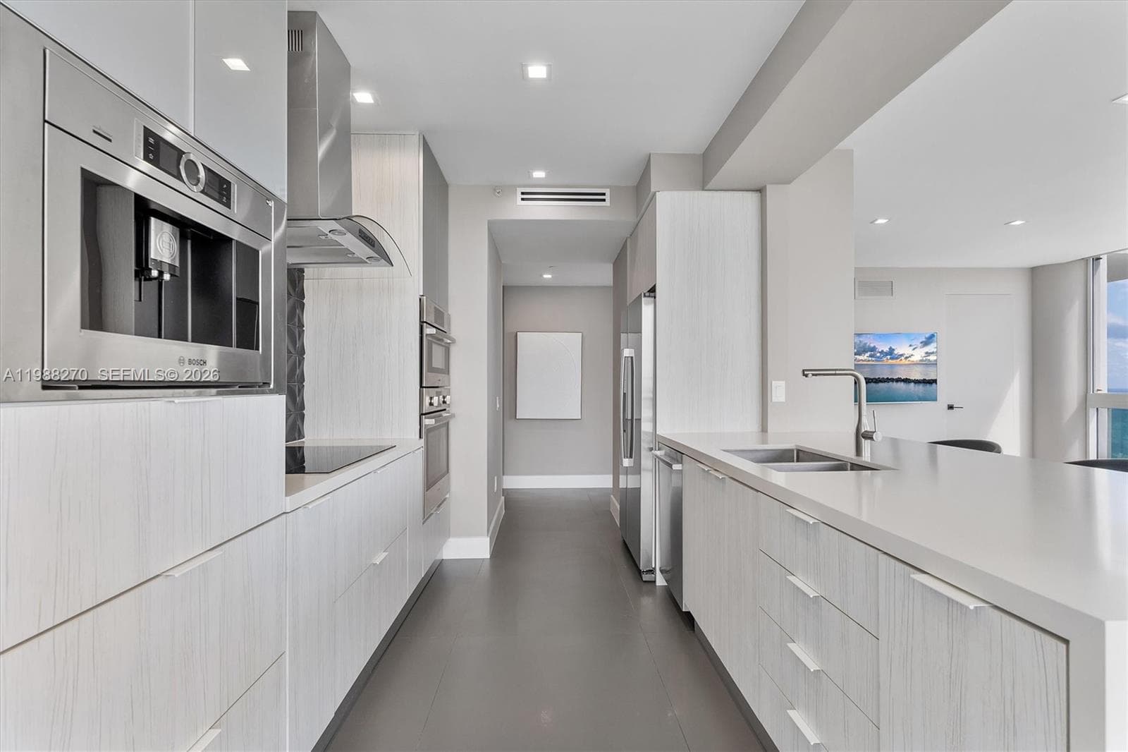 6365 Collins Ave 4307 photo 11