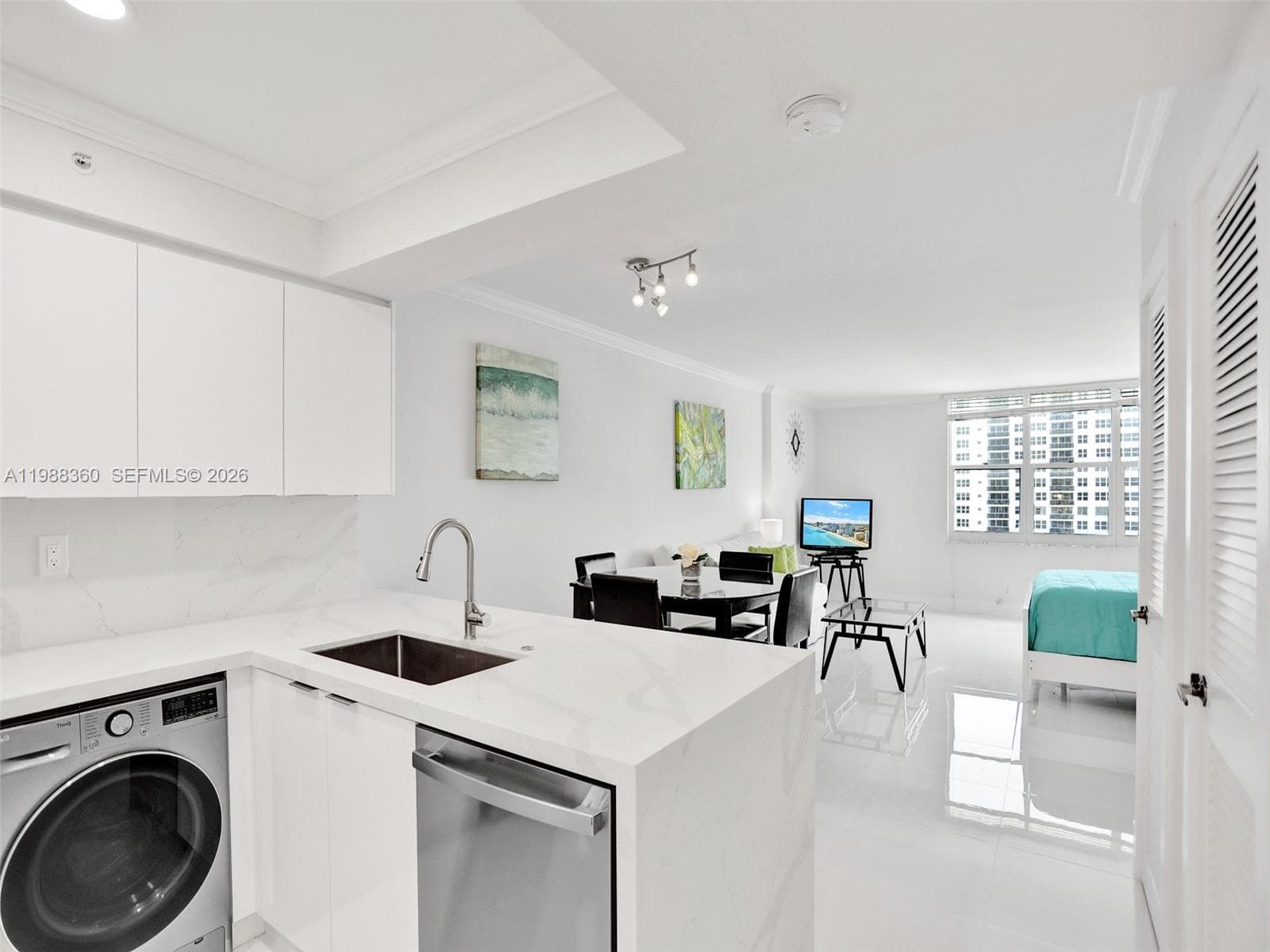 2501 S Ocean Dr 934 (Available now) photo 1