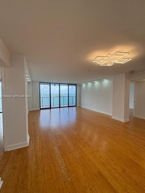 801 N Venetian Dr 1103 photo 14