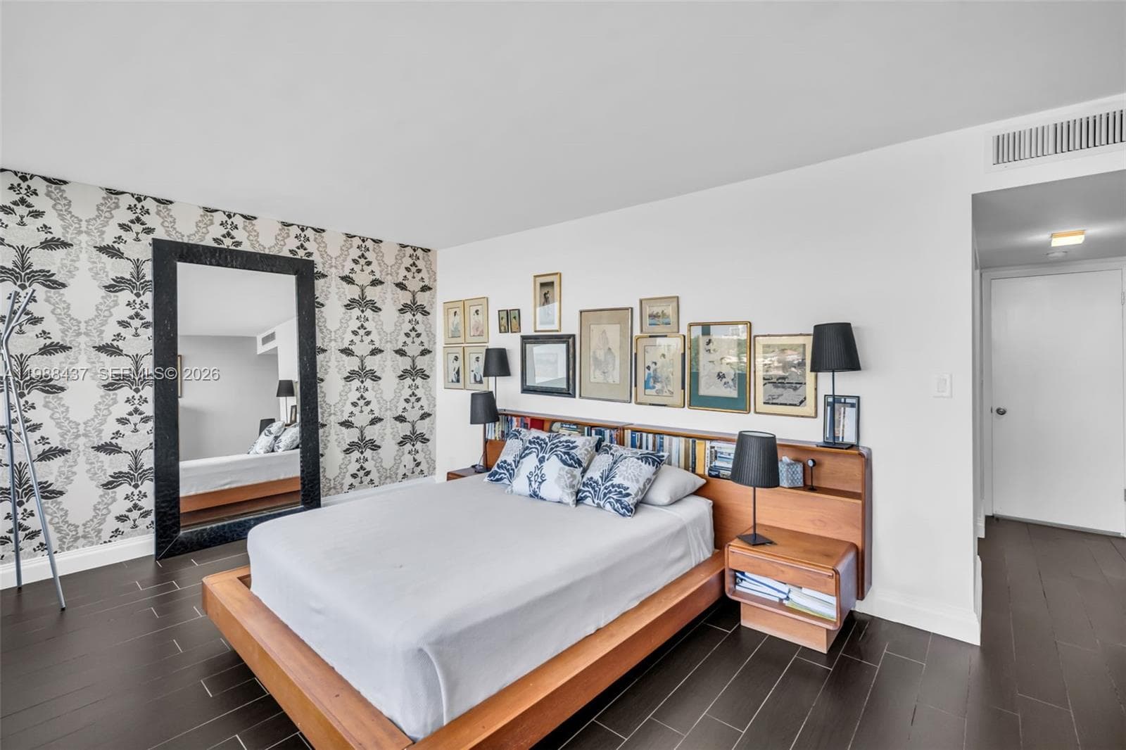 1400 Ocean Dr 804 photo 14