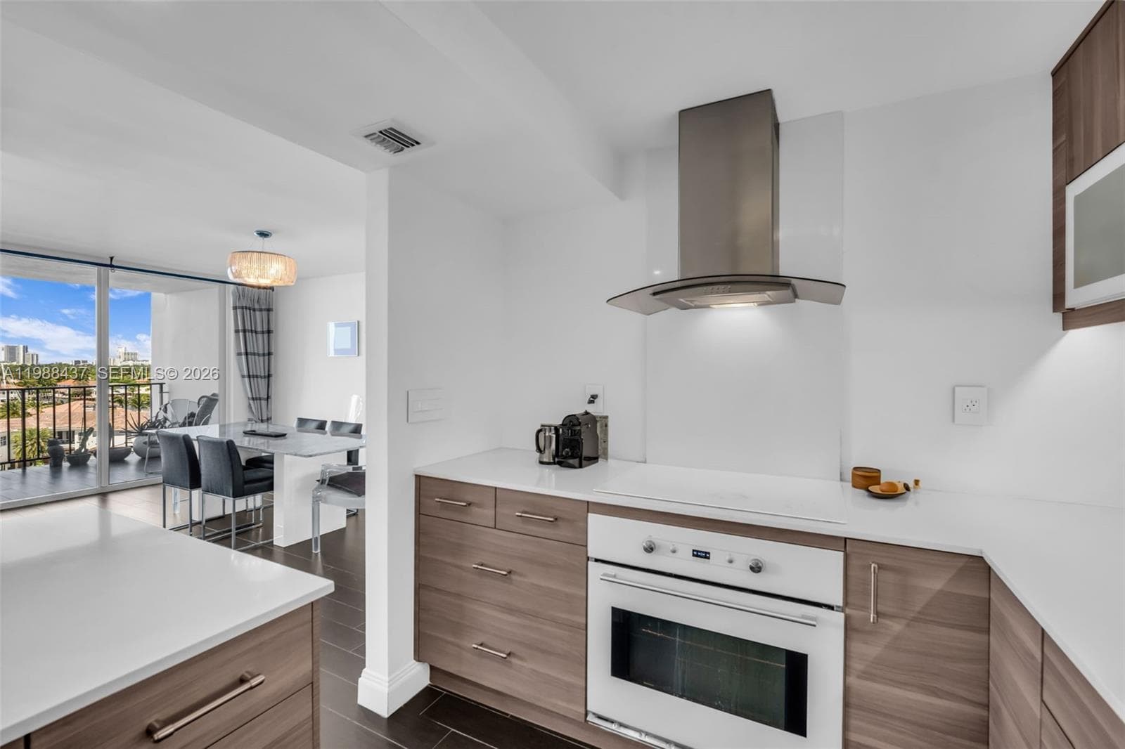 1400 Ocean Dr 804 photo 11