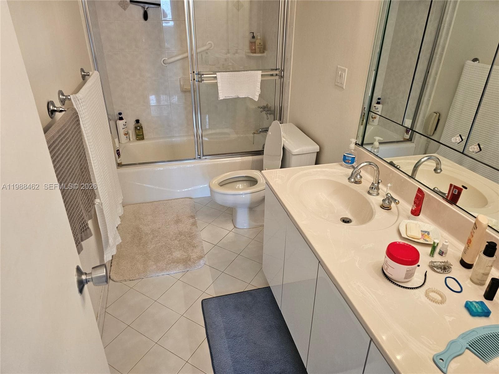 300 Bayview Dr 905 photo 12