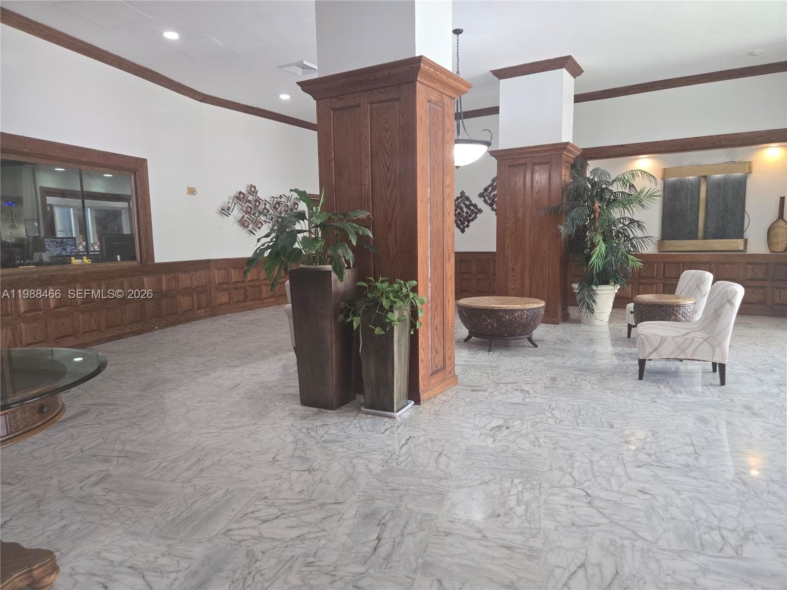 3505 S Ocean Dr 804 photo 2