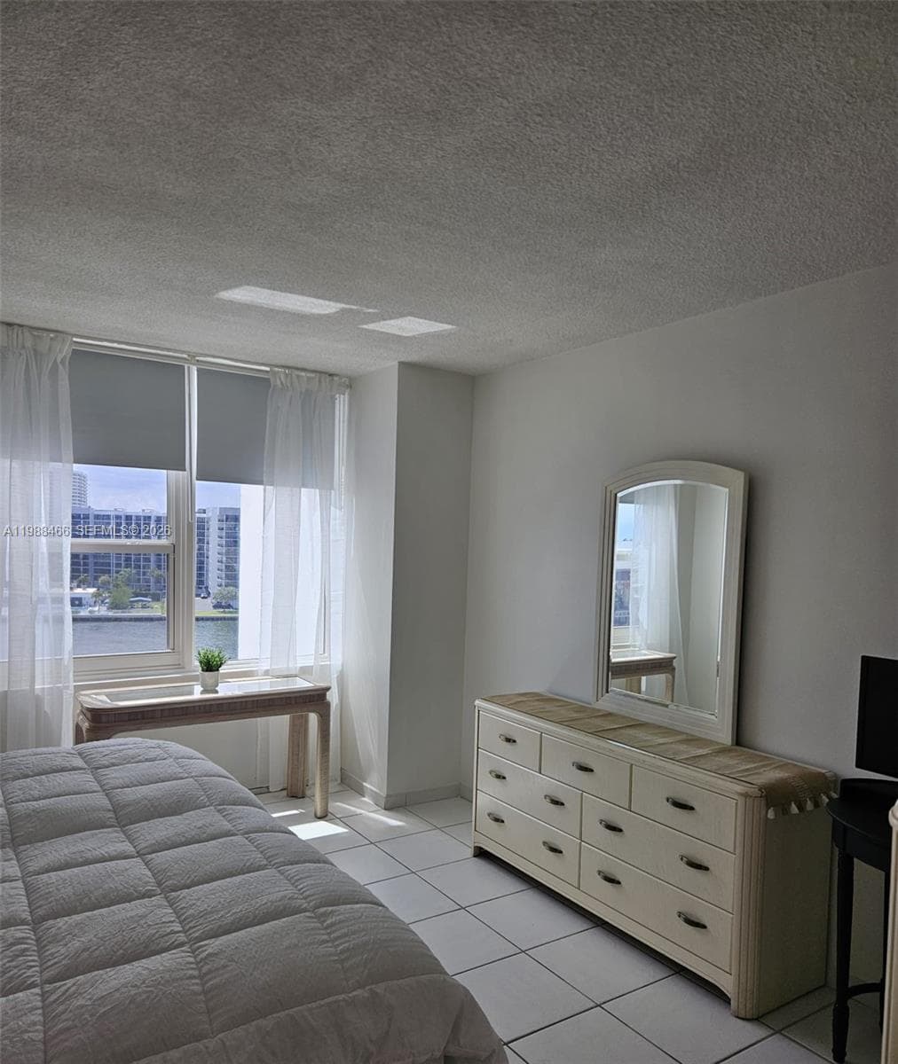 3505 S Ocean Dr 804 photo 17