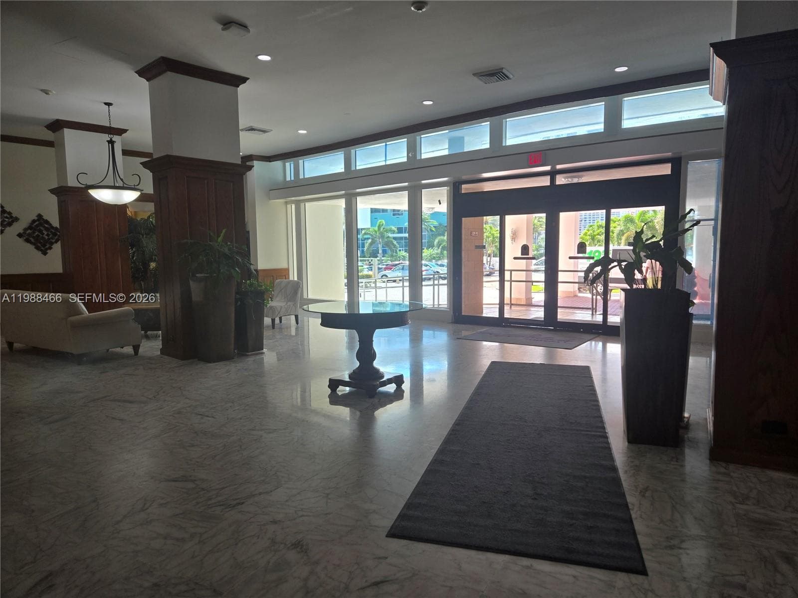 3505 S Ocean Dr 804 photo 3