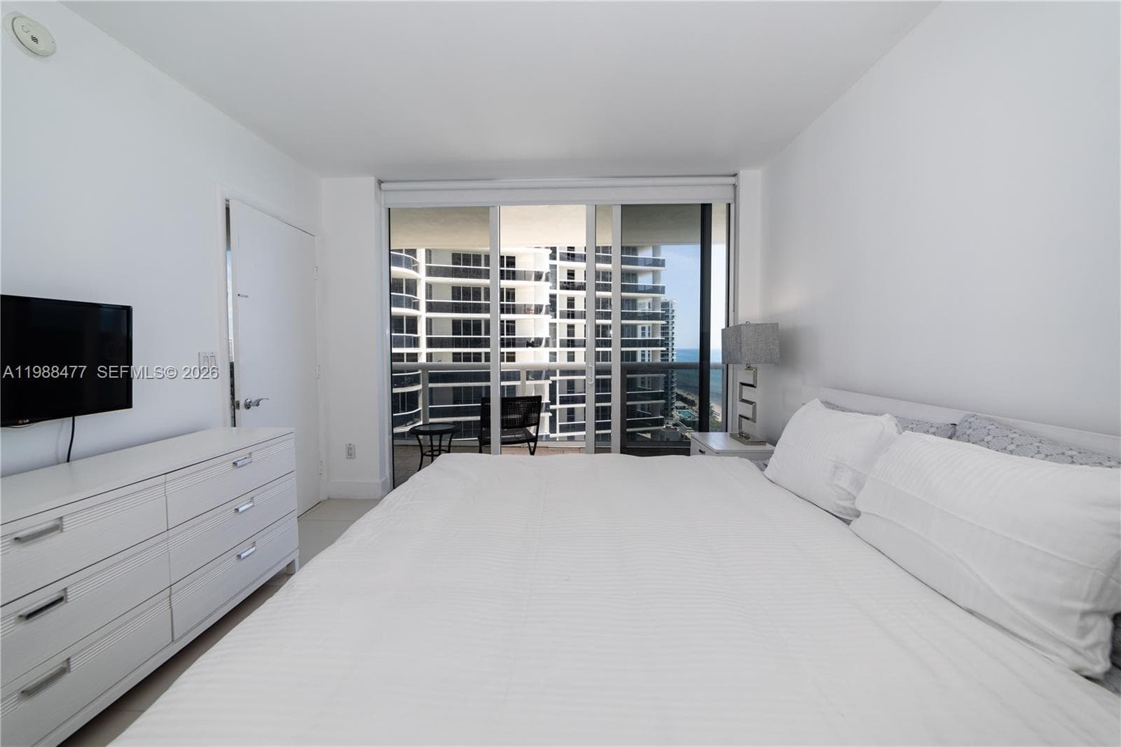 1830 S Ocean Dr 1808 photo 19