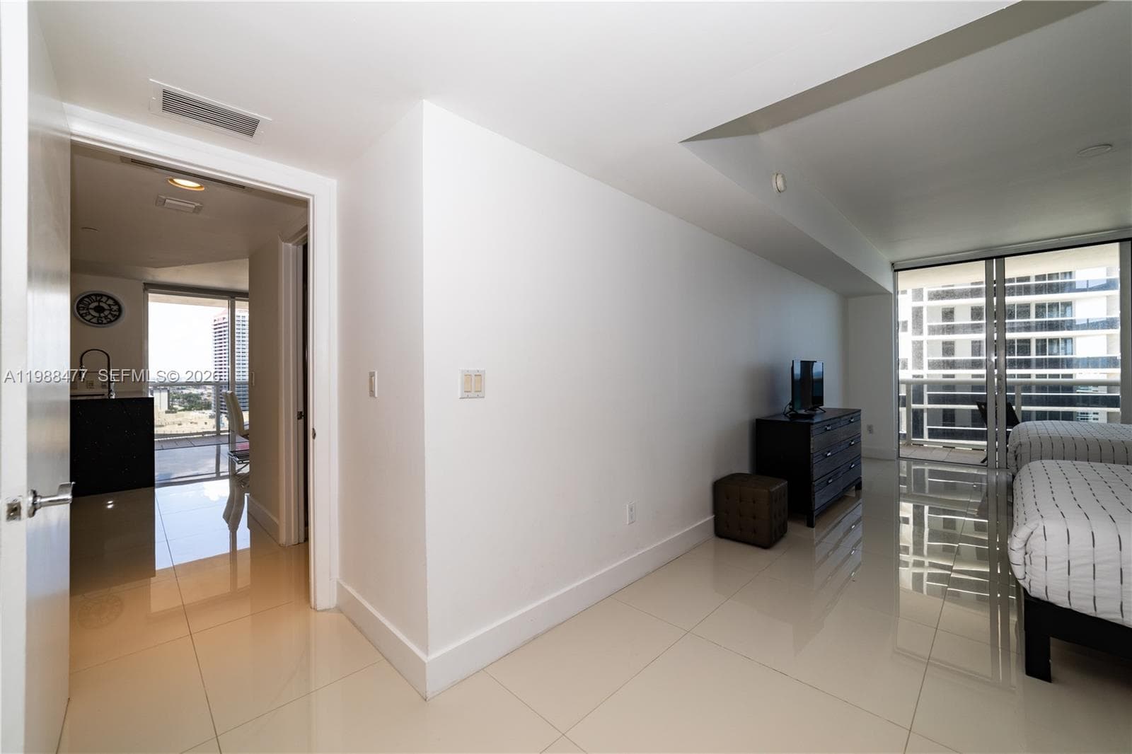 1830 S Ocean Dr 1808 photo 25