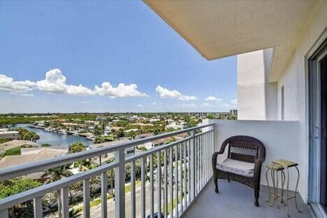 4511 S Ocean Boulevard 701 photo 11