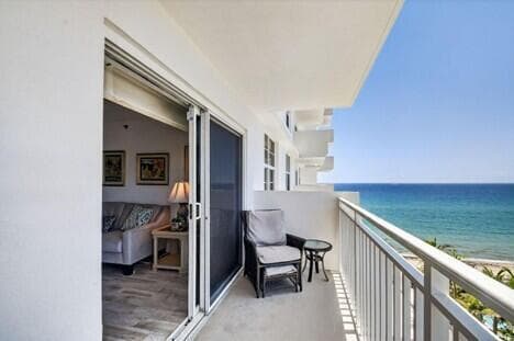4511 S Ocean Boulevard 701 photo 4