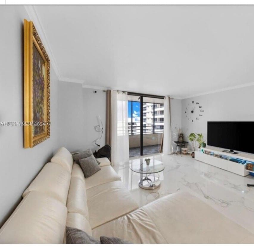 2500 Parkview Dr 2119 photo 5