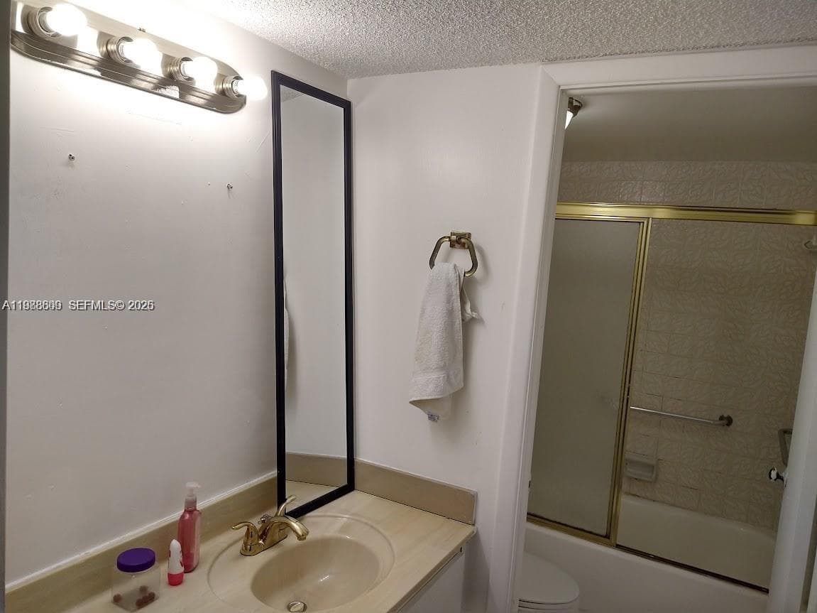 6039 Collins Ave 1710 photo 12