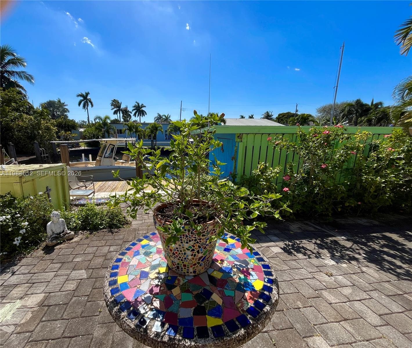 1004 Mandarin Isle photo 2