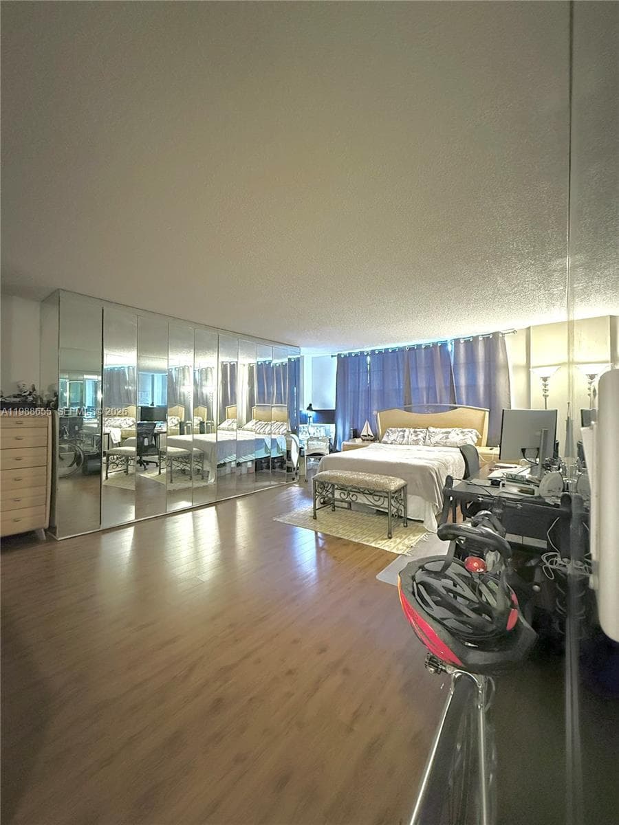 10000 Bay Harbor Dr PH4 photo 12