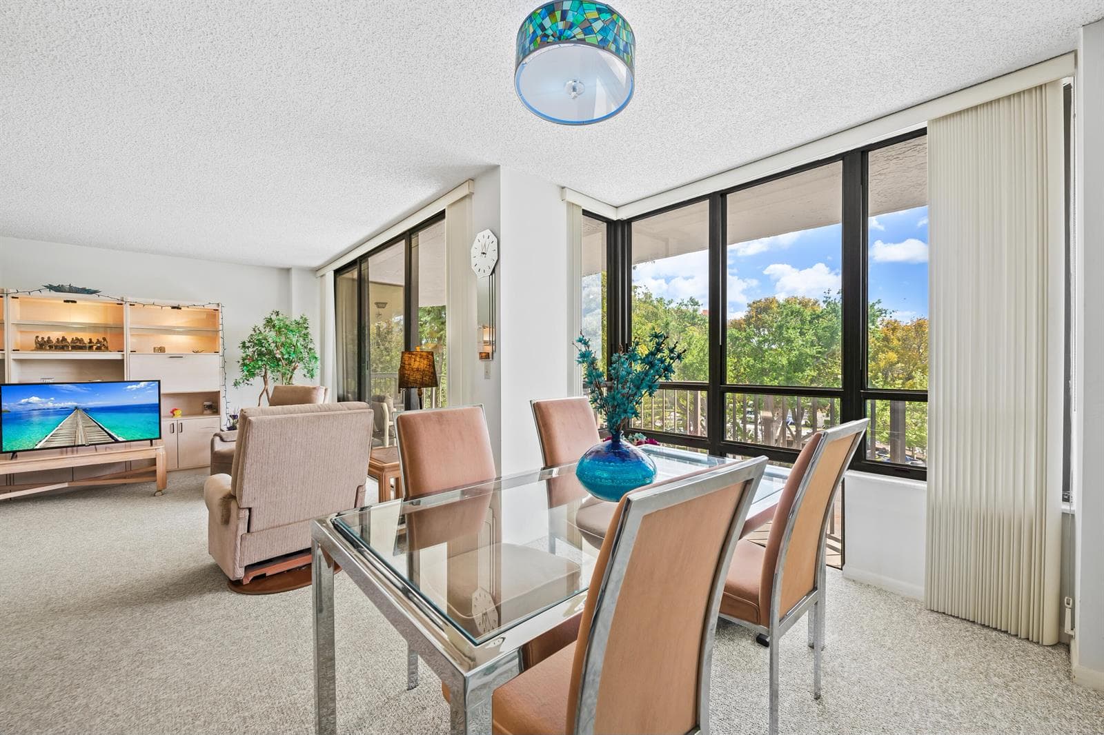 799 Jeffery Street 4050 photo 11