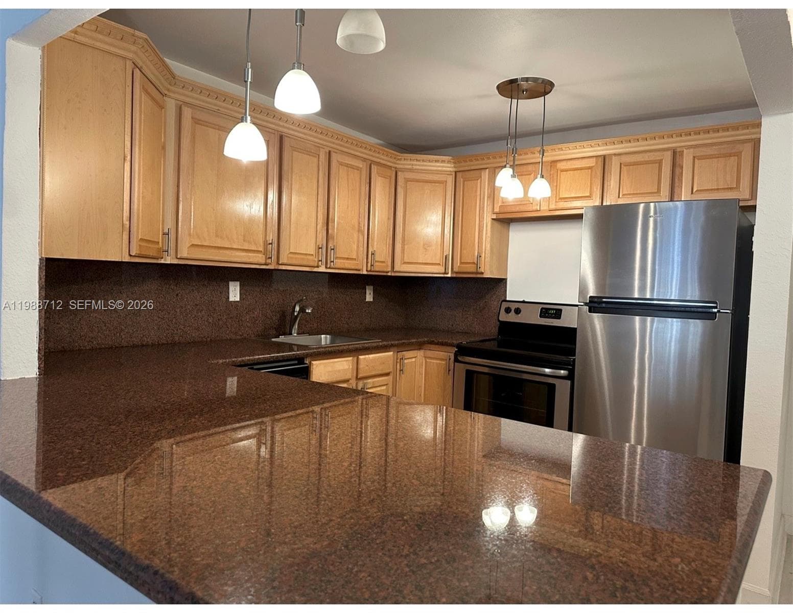 600 Parkview Dr 316 photo 16